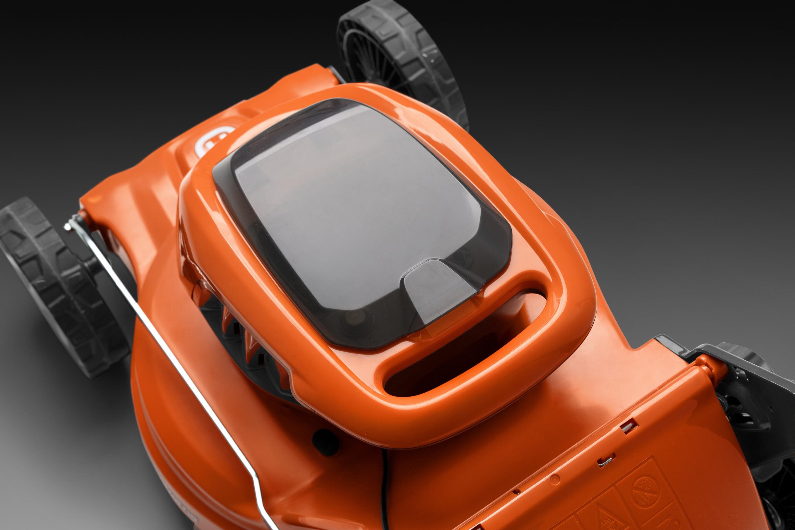 Husqvarna LC 137i Cordless Lawn Mower 37.5cm - Image 5